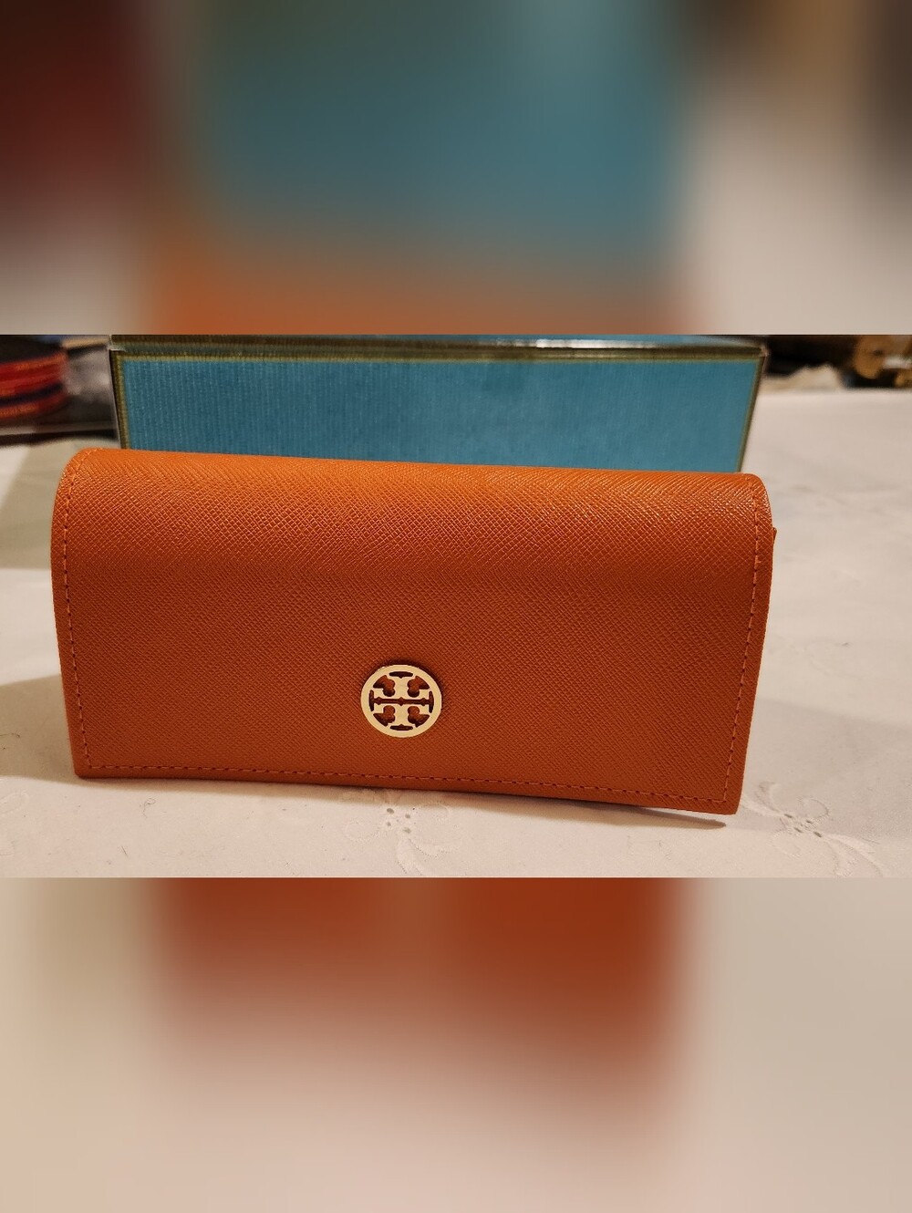 Tory Burch Orange Leather Gold Triangle Magnetic Snap Logo Sunglass Glasses Case